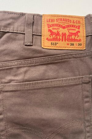 LEV’IS STRAUSS & CO 513