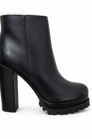 Bota negra de tacón Marco Republic